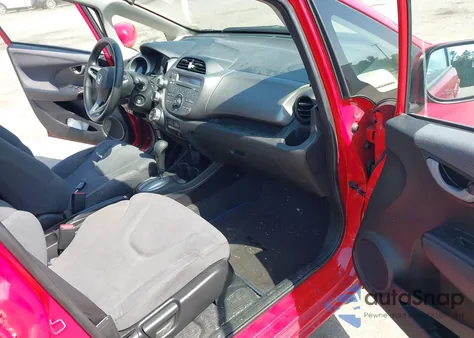 2013 Honda Fit z USA, uszkodzony, nr VIN JHMGE8H30DC072896